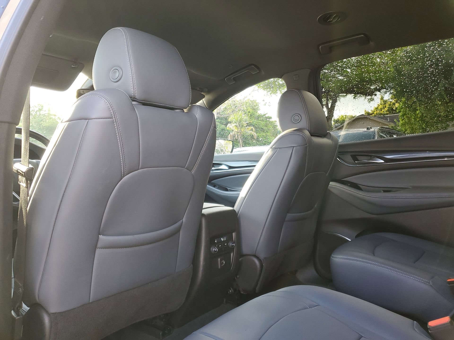 Used 2024 Buick Enclave Essence w/ Sport Touring Edition FWD image 11