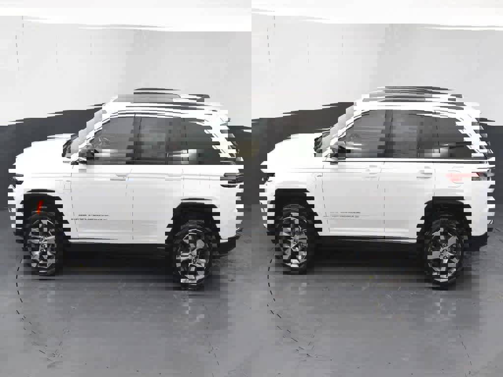 New 2024 Jeep Grand Cherokee Limited 4xe image 35