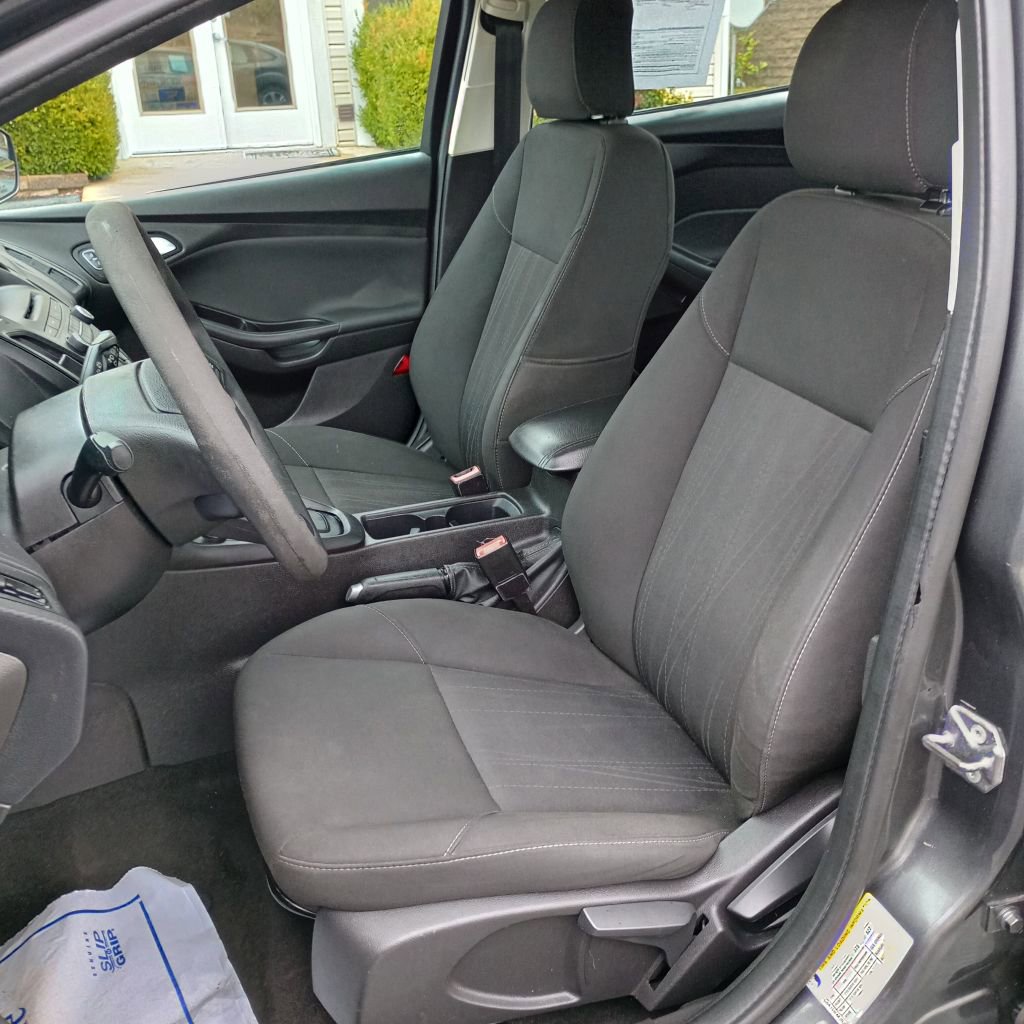 Used 2017 Ford Focus SE image 14