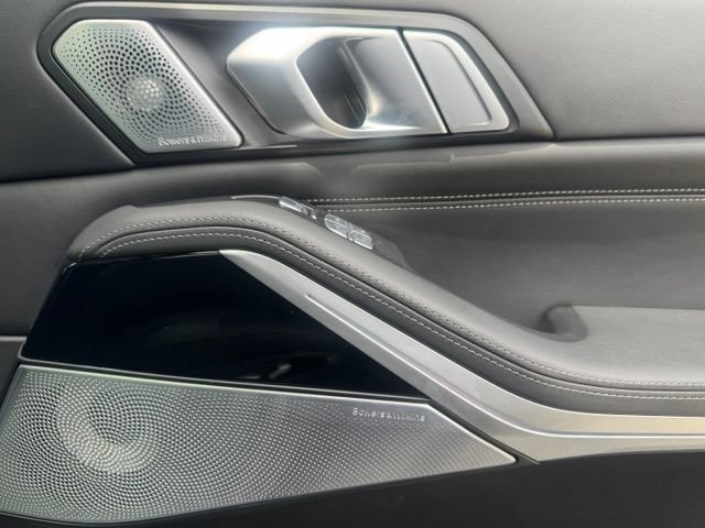 Certified 2025 BMW ALPINA XB7 AWD/4WD image 30