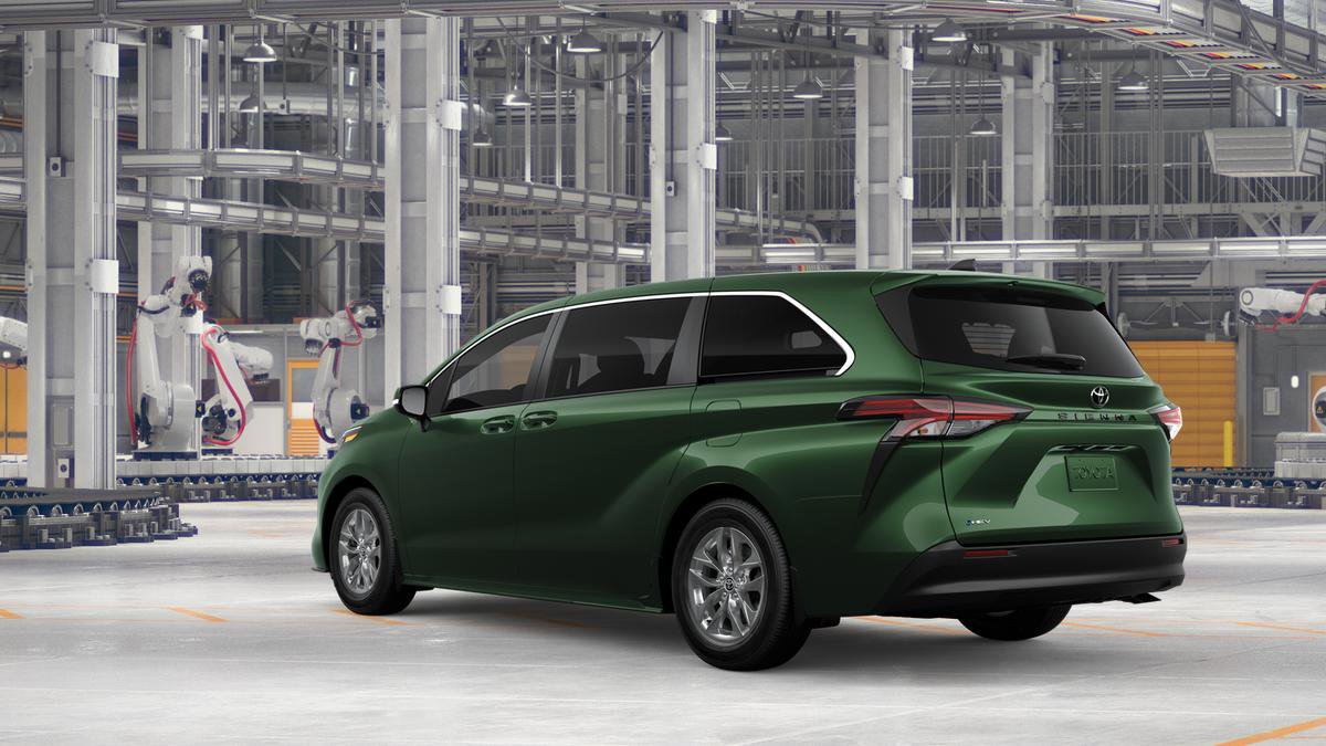 New 2026 Toyota Sienna LE image 6