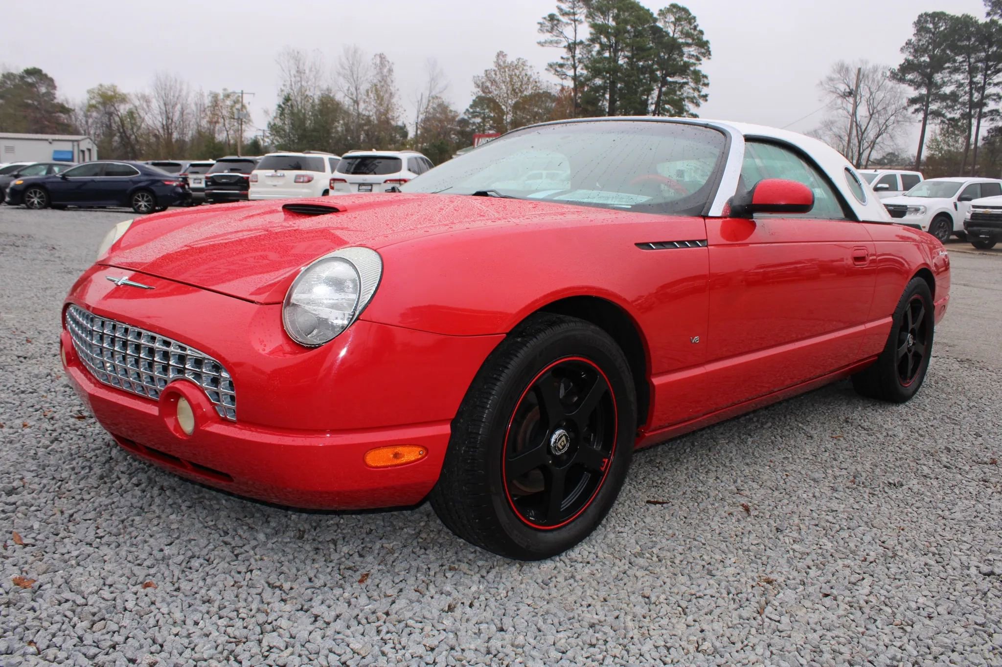 Used 2004 Ford Thunderbird image 3