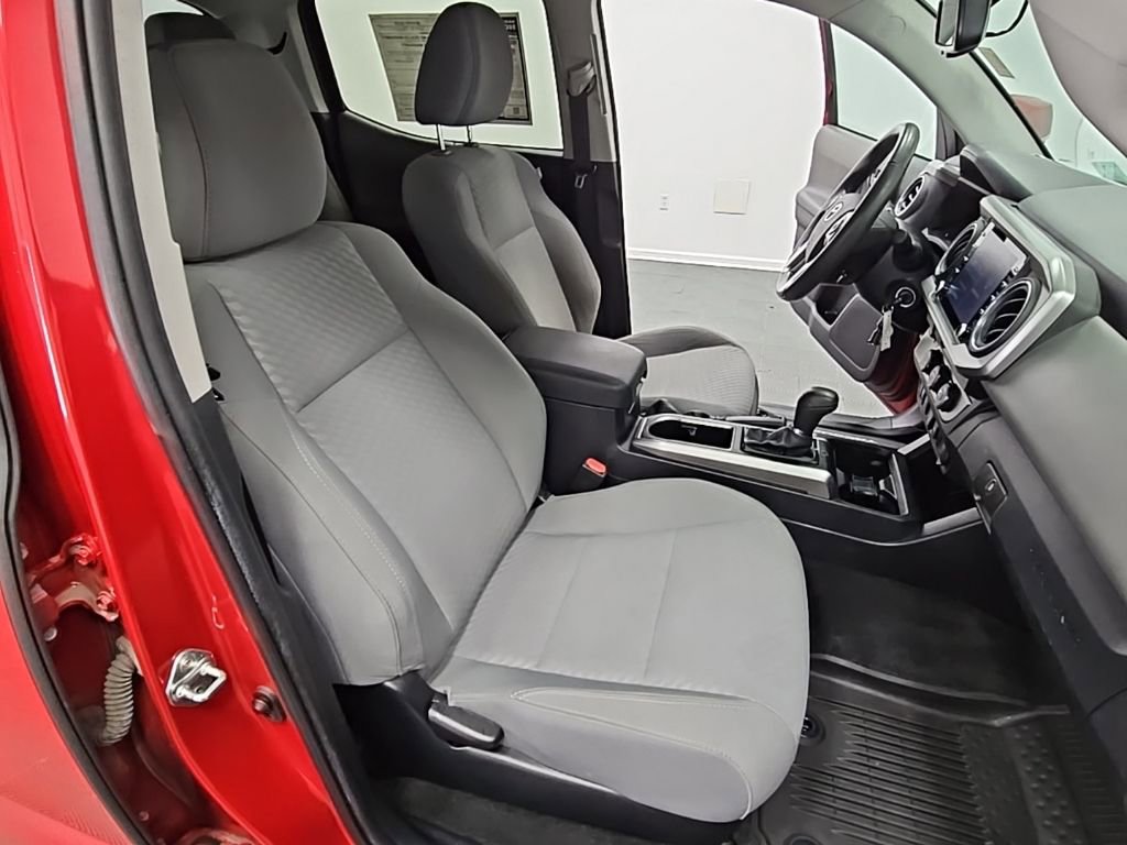 Used 2022 Toyota Tacoma SR5 image 32