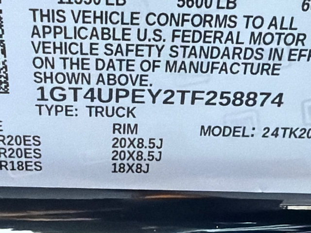 Used 2026 GMC Sierra 2500 AT4 w/ AT4 Premium Plus Package AWD/4WD image 32