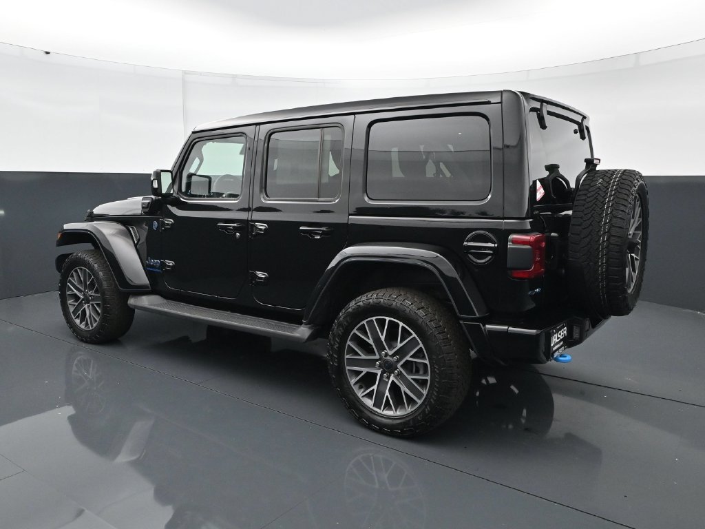 Used 2024 Jeep Wrangler High Altitude AWD/4WD image 4