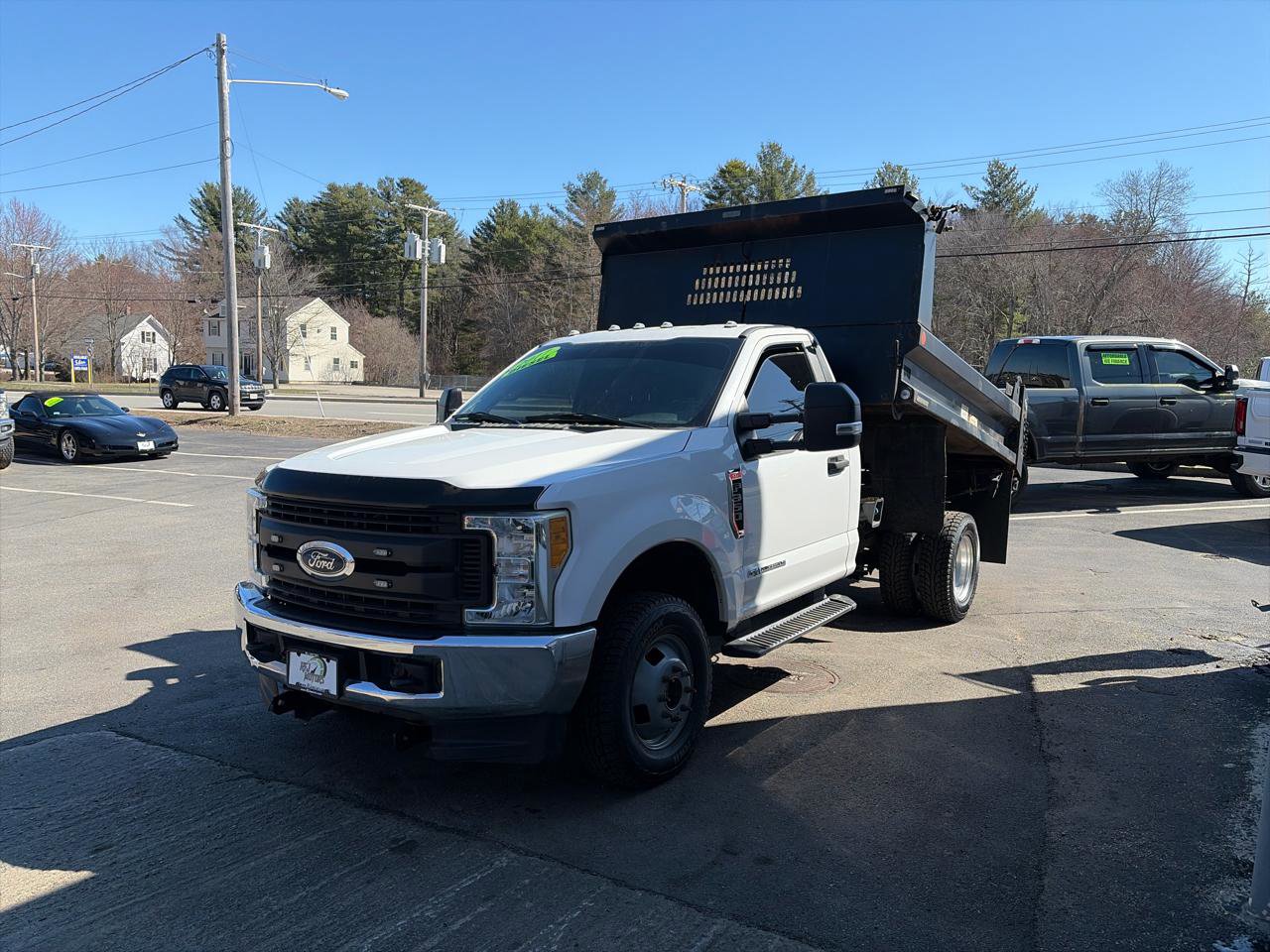 Used 2017 Ford F350 XL w/ Power Equipment Group AWD/4WD image 4