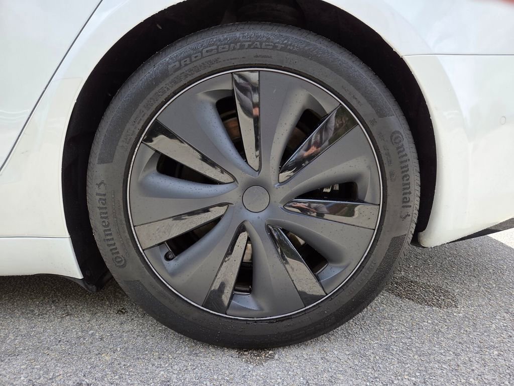 Used 2023 Tesla Model S image 15