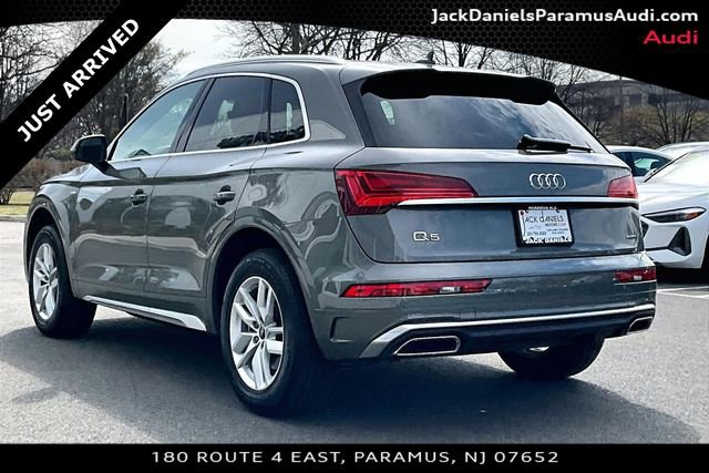 Used 2023 Audi Q5 2.0T Premium w/ Convenience Package image 10