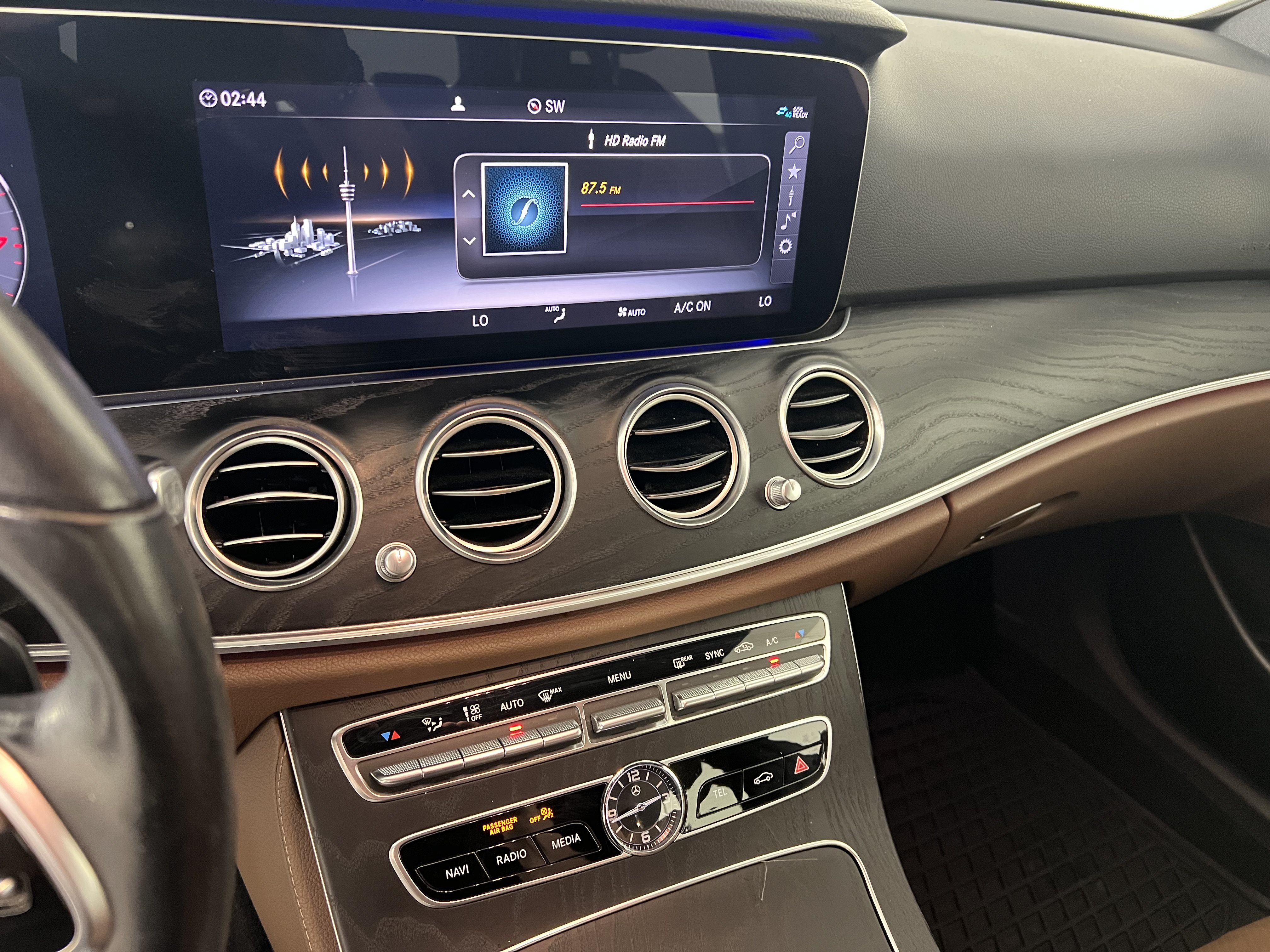 Certified 2020 Mercedes-Benz E 350 4MATIC Sedan image 29