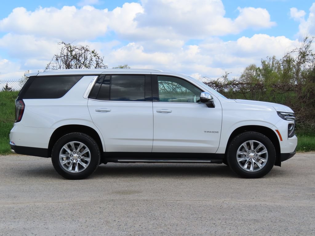 Certified 2025 Chevrolet Tahoe Premier w/ Sun And Tow Package AWD/4WD image 2