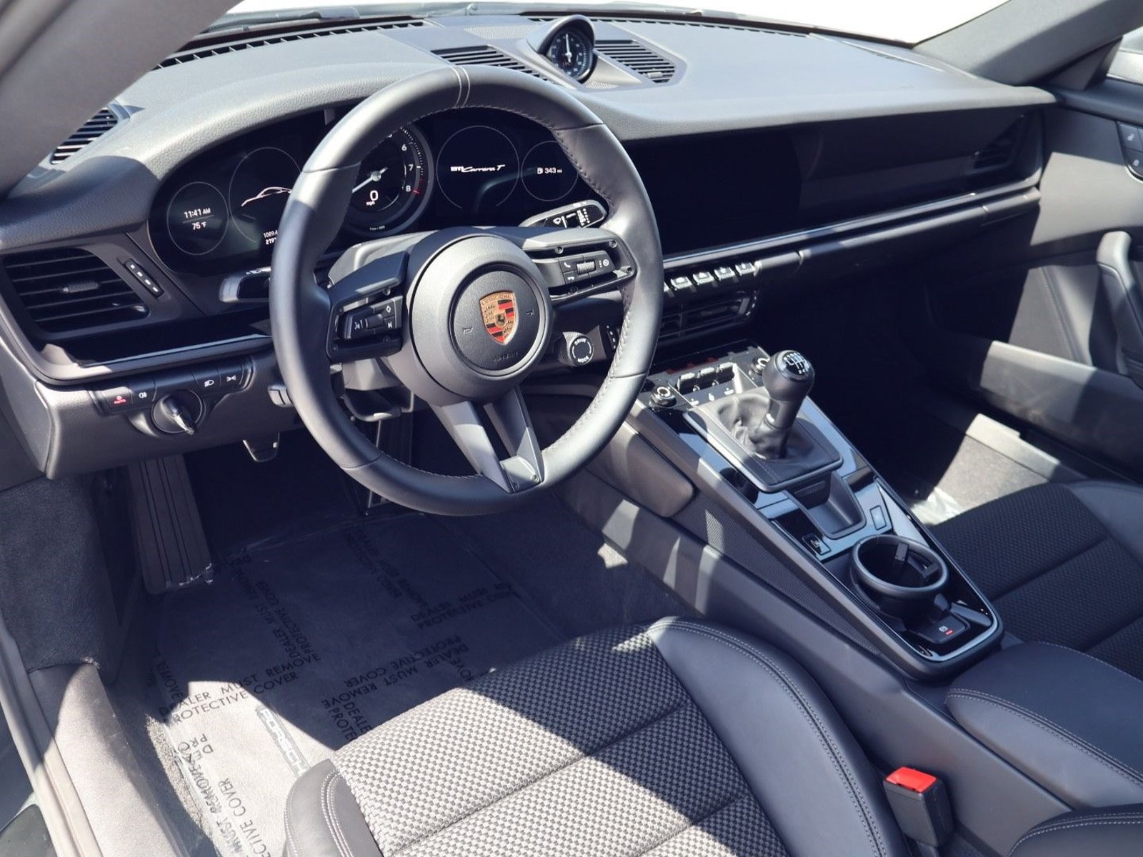Certified 2024 Porsche 911 Carrera T RWD image 4