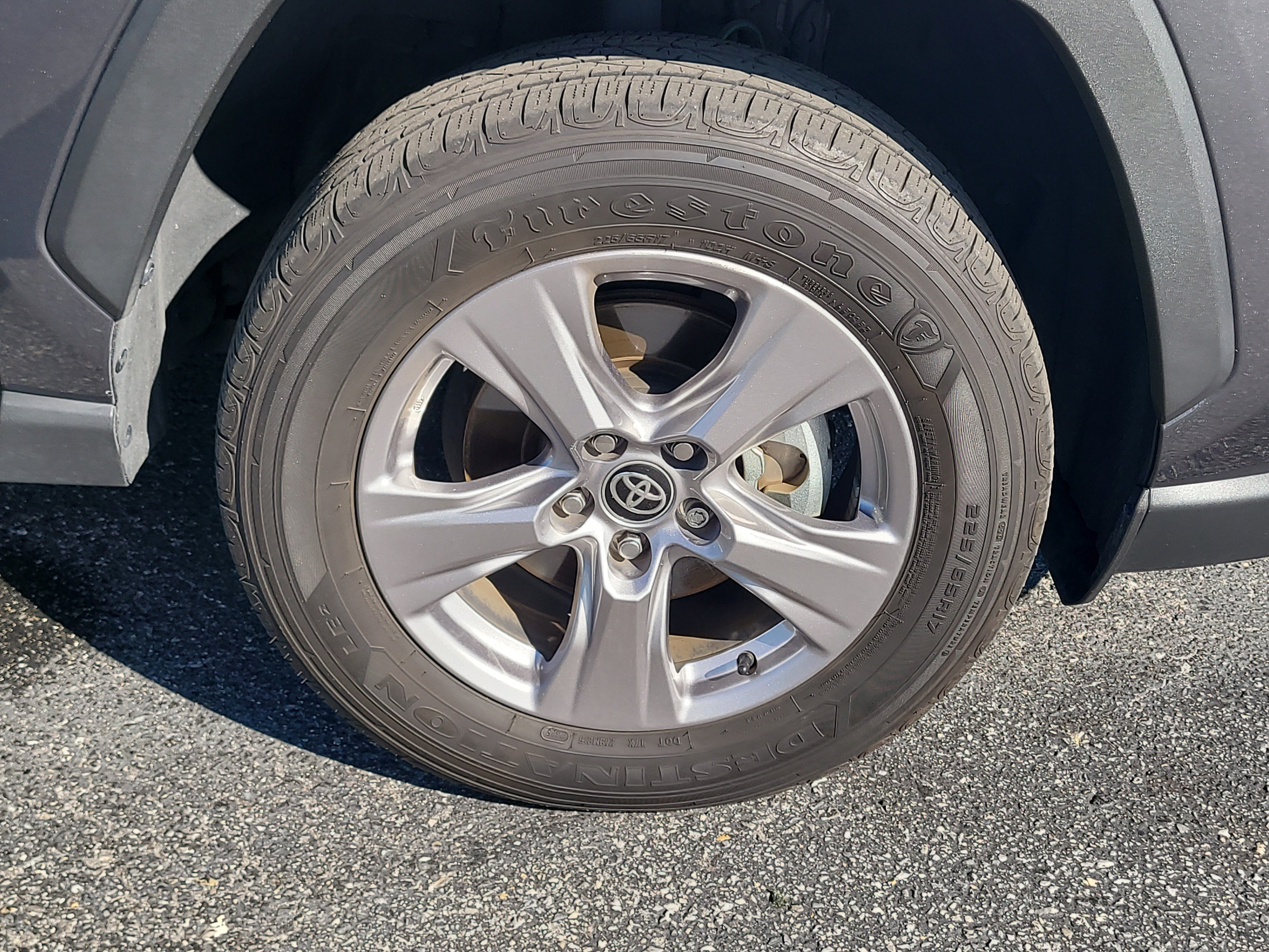 Certified 2025 Toyota RAV4 XLE AWD/4WD image 9