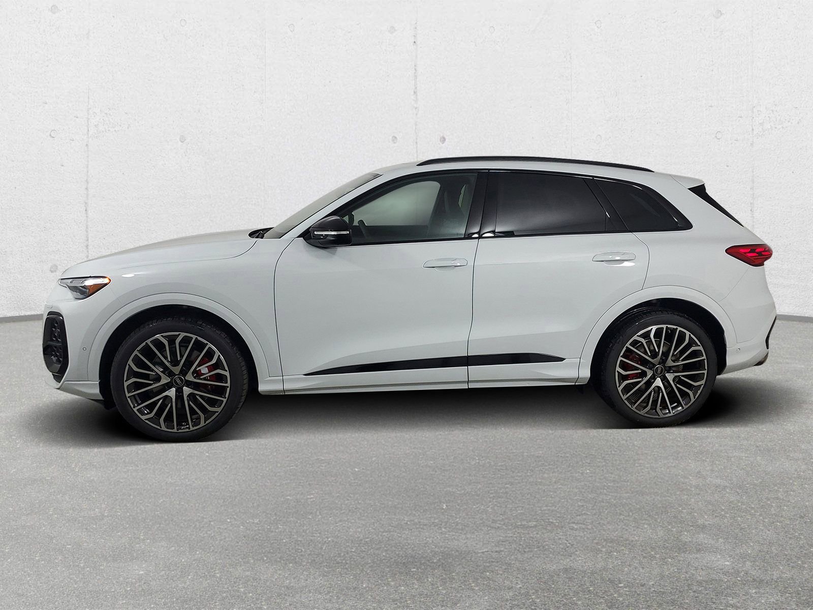 New 2025 Audi SQ5 Premium Plus image 6