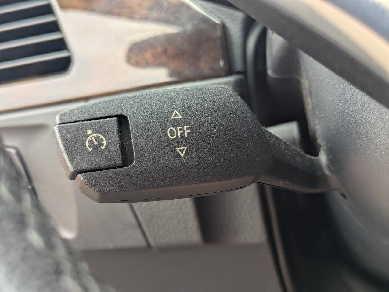 Used 2010 BMW 335i Coupe image 30