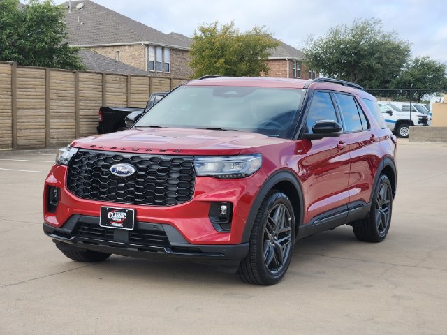 Used 2025 Ford Explorer ST-Line w/ Premium Package RWD image 12