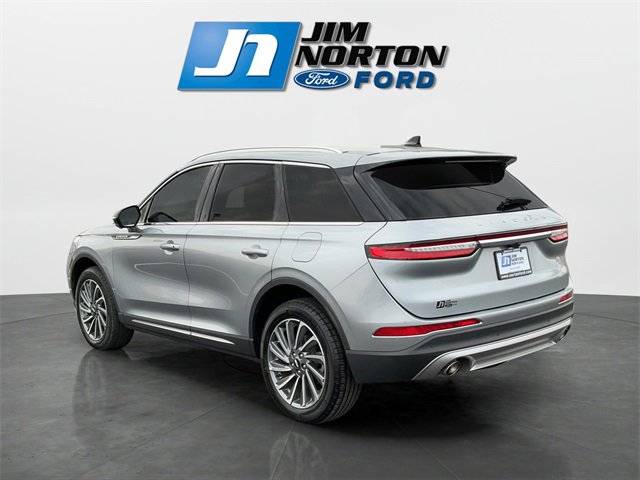 Used 2023 Lincoln Corsair Reserve w/ Equipment Group 201A image 5