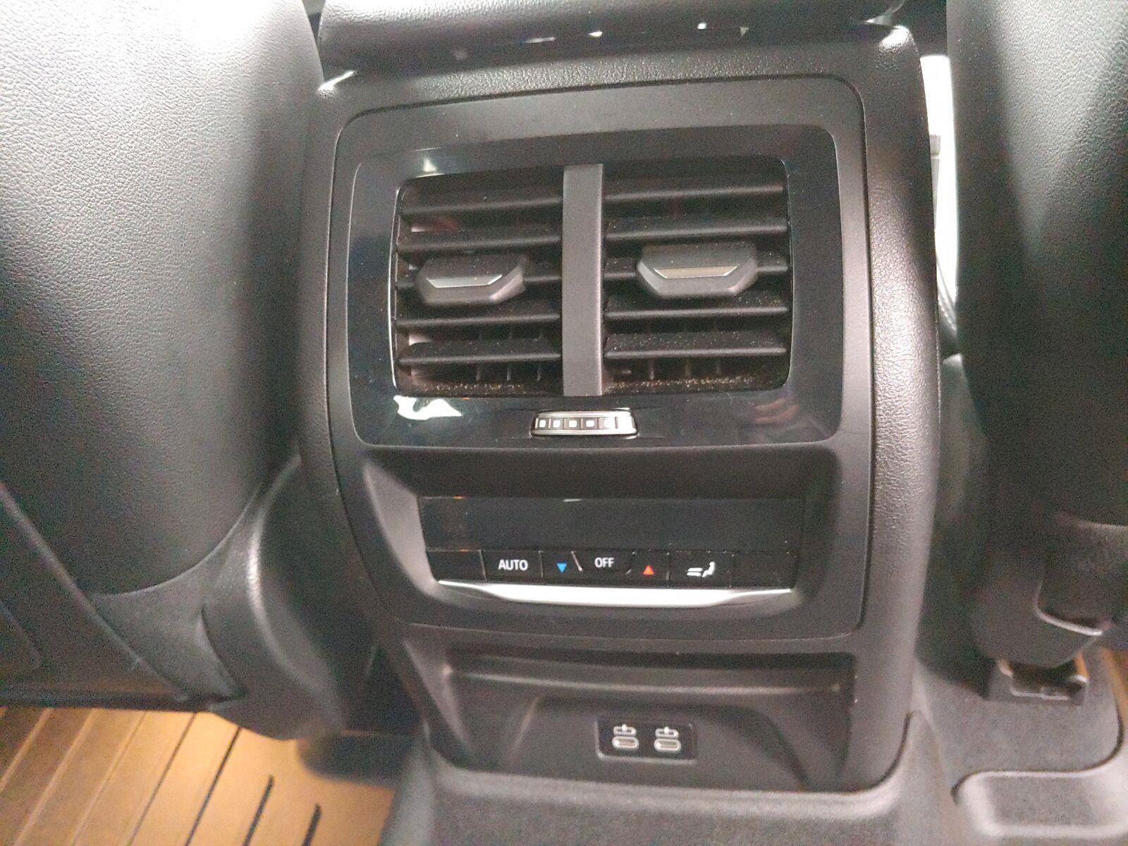 Used 2023 BMW X3 xDrive30i AWD/4WD image 29