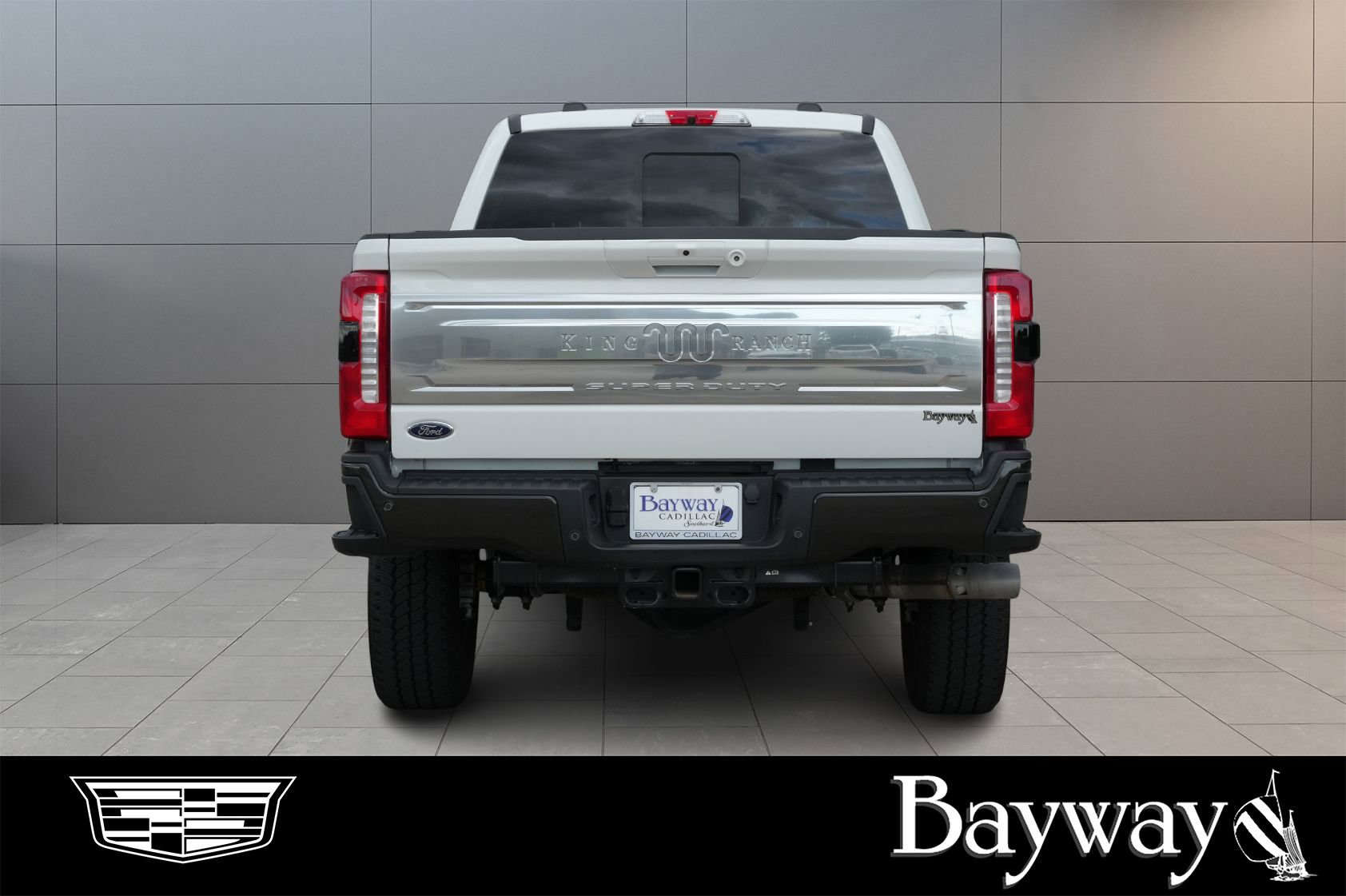 Used 2025 Ford F350 King Ranch w/ FX4 Off-Road Package AWD/4WD image 6