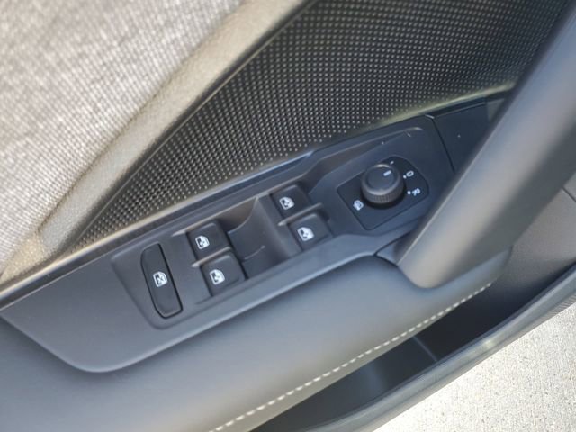 New 2026 Volkswagen Tiguan S image 19