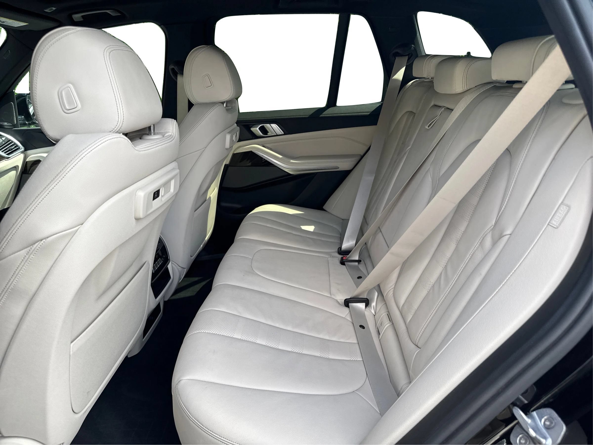 Used 2019 BMW X5 xDrive40i w/ Convenience Package AWD/4WD image 13