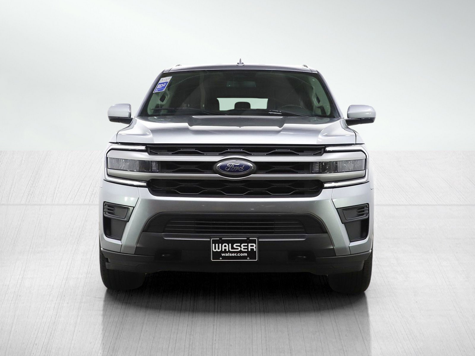 Used 2023 Ford Expedition Max XLT image 8