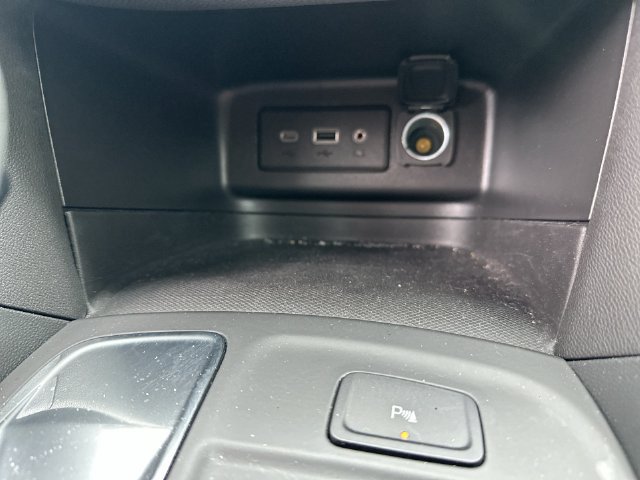 Used 2024 Chevrolet Equinox LT w/ LPO, Floor Liner Package FWD image 39