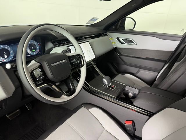 New 2026 Land Rover Range Rover Velar Dynamic SE image 36