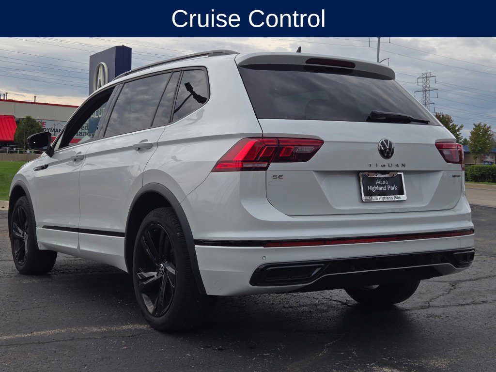 Used 2024 Volkswagen Tiguan SE R-Line w/ MDO Package, Two-Row AWD/4WD image 24