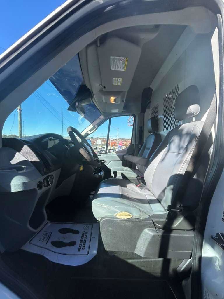 Used 2019 Ford Transit 250 148 Medium Roof image 13