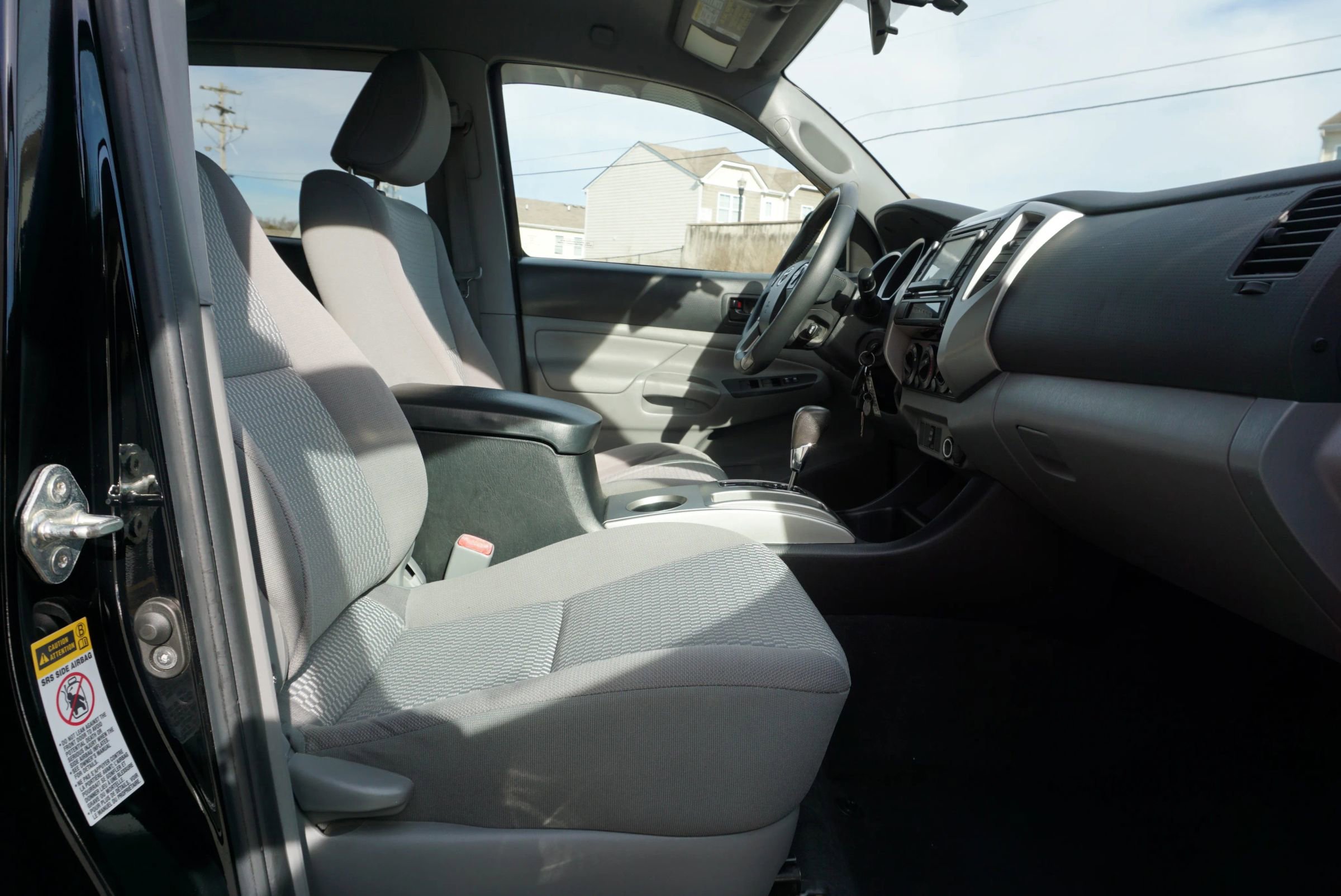 Used 2015 Toyota Tacoma PreRunner image 19