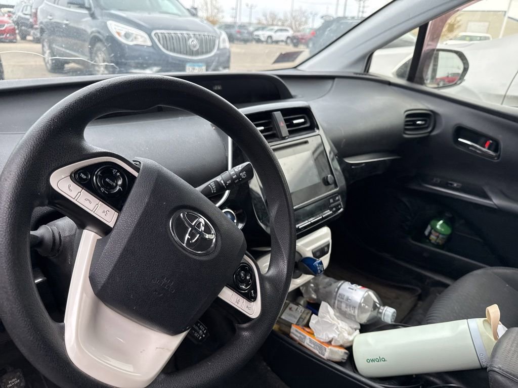 Used 2018 Toyota Prius Two w/ Prius Two Safety Plus Package FWD image 15
