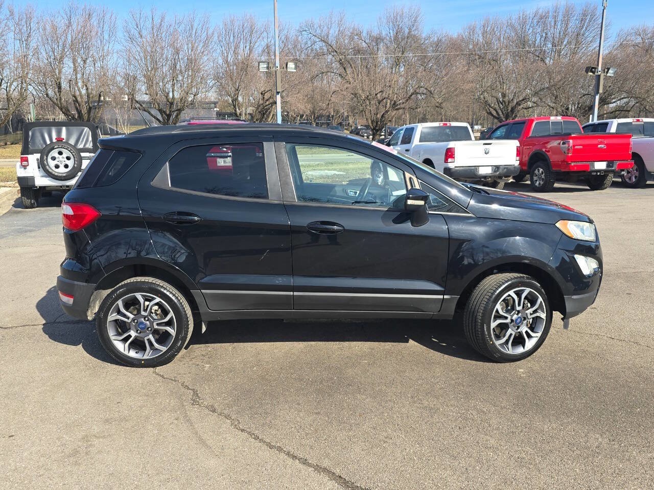 Used 2018 Ford EcoSport SE image 4