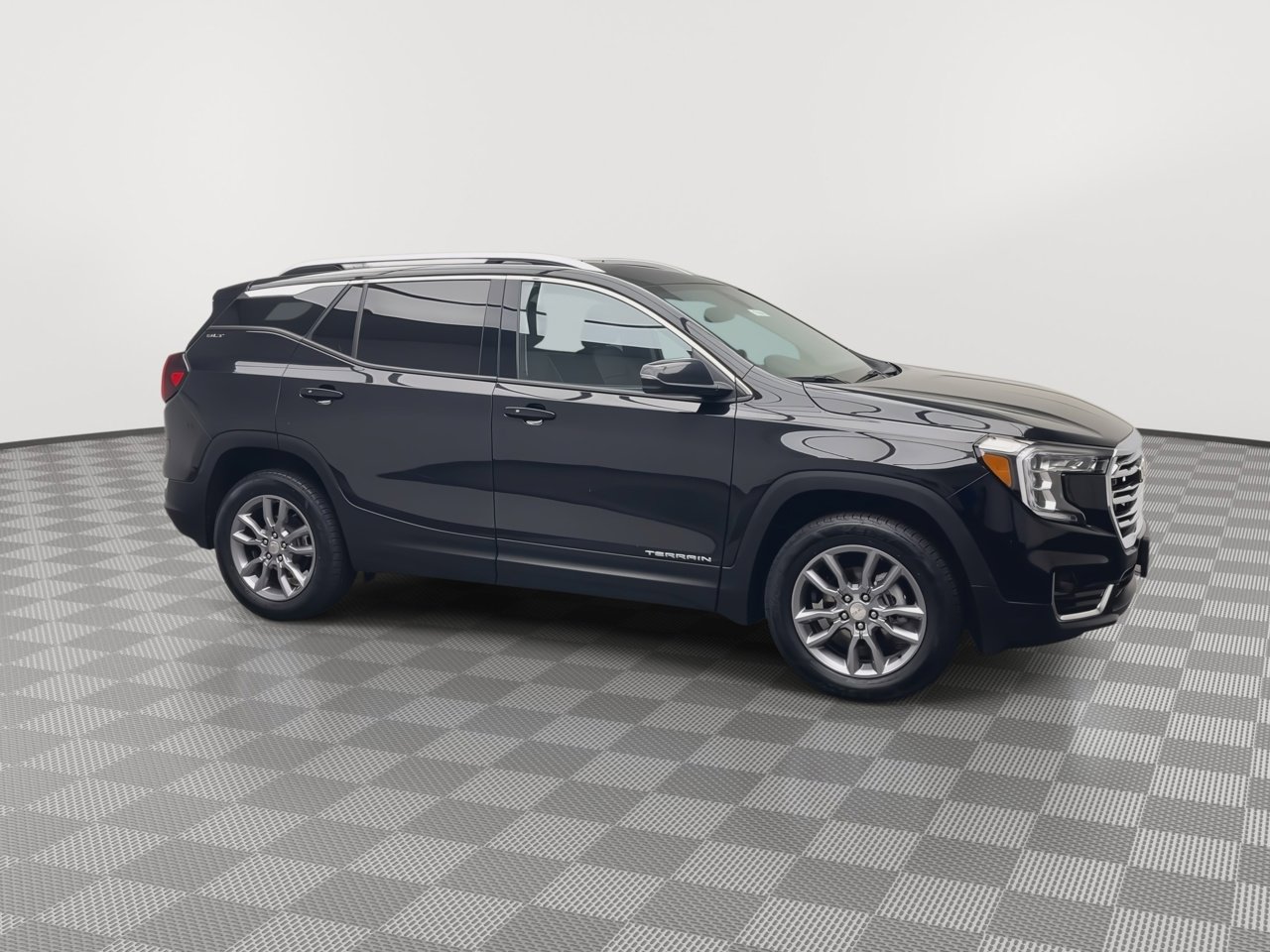 Certified 2024 GMC Terrain SLT image 40