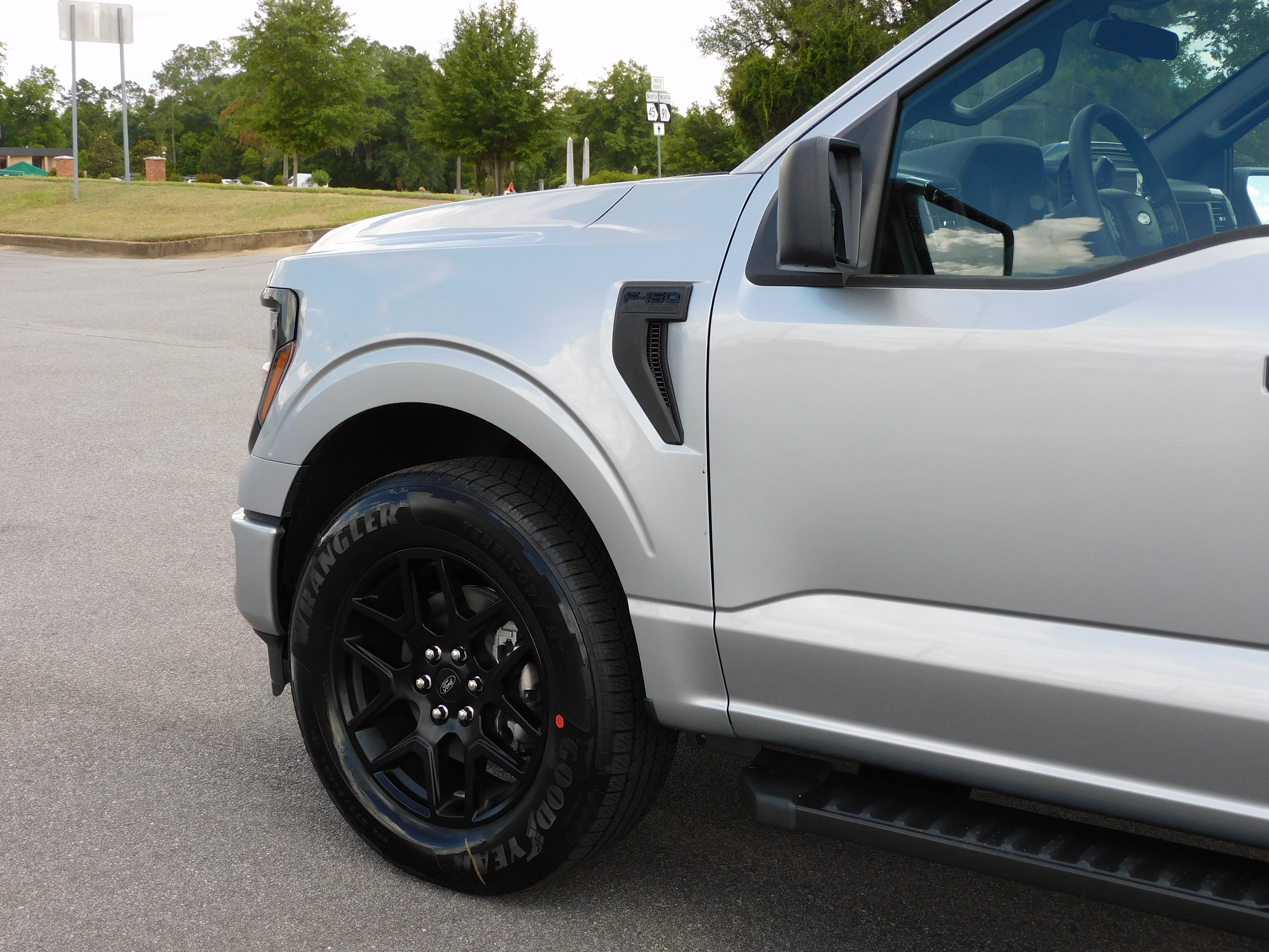 New 2025 Ford F150 STX w/ STX Black Appearance Package image 9