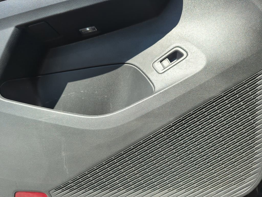 New 2025 Volkswagen Atlas Cross Sport SEL Premium R-Line image 33