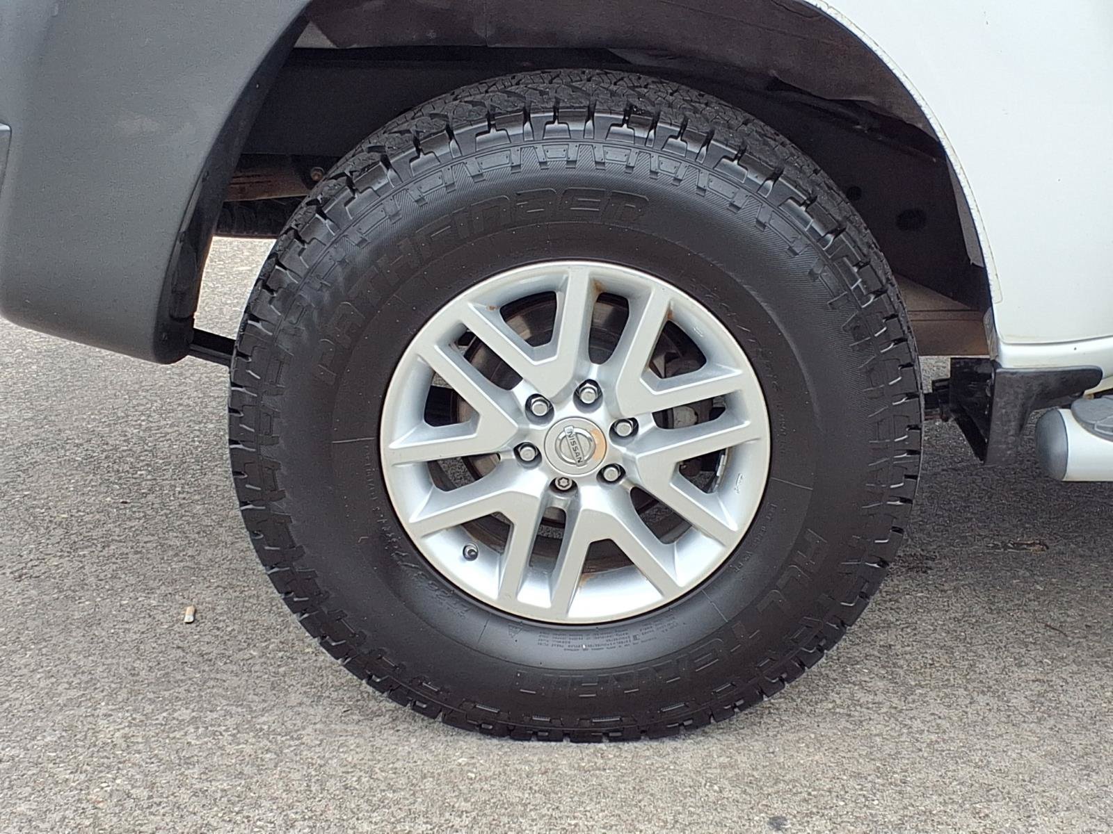 Used 2015 Nissan Xterra S w/ Value Package RWD image 26