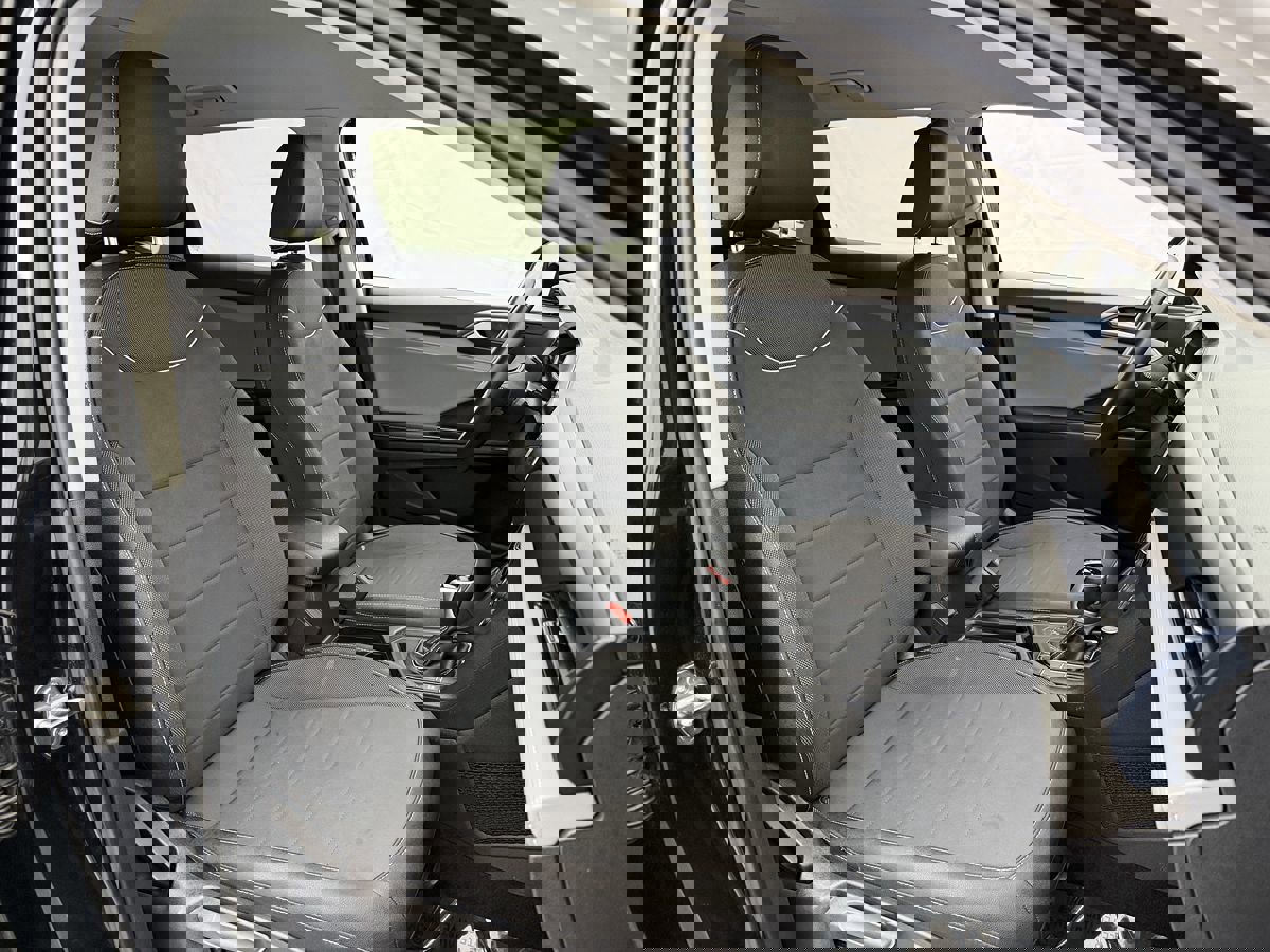 Used 2024 Volkswagen Taos SE FWD image 27