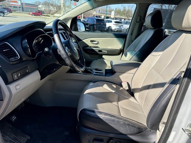 Used 2020 Kia Sedona EX image 12