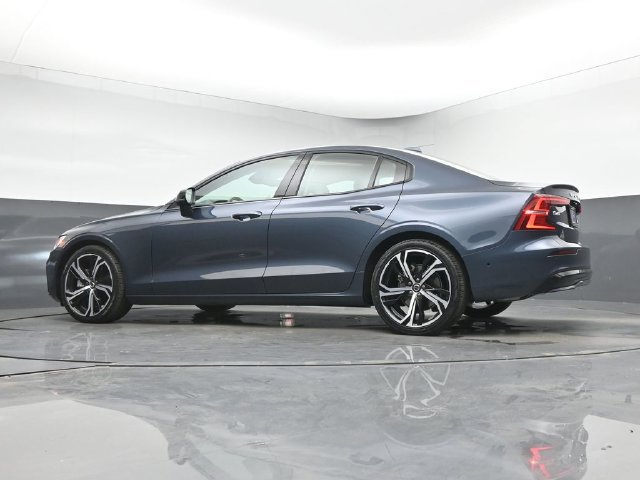 Used 2024 Volvo S60 B5 Plus w/ Climate Package FWD image 39