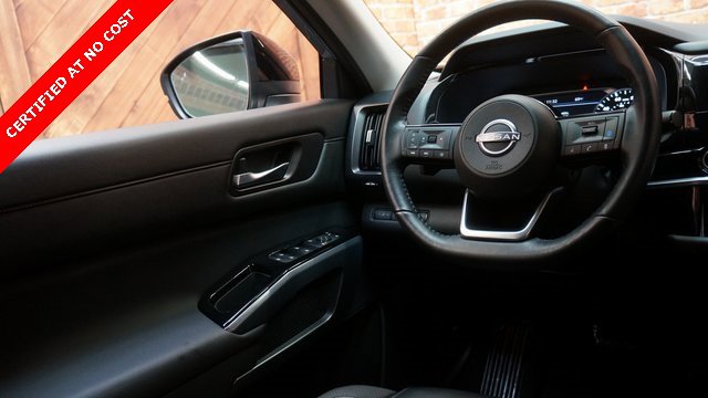 Used 2022 Nissan Pathfinder SL image 33