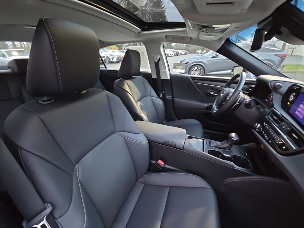 Certified 2024 Lexus ES 350 w/ Premium Package image 21