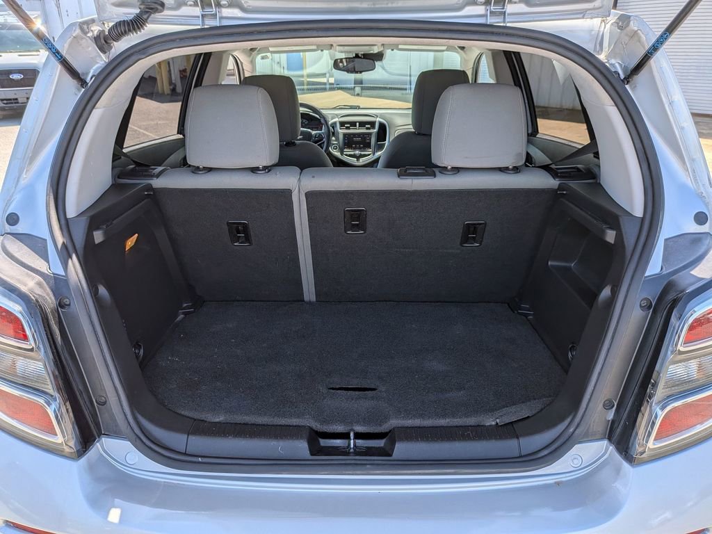 Used 2020 Chevrolet Sonic LT FWD image 25