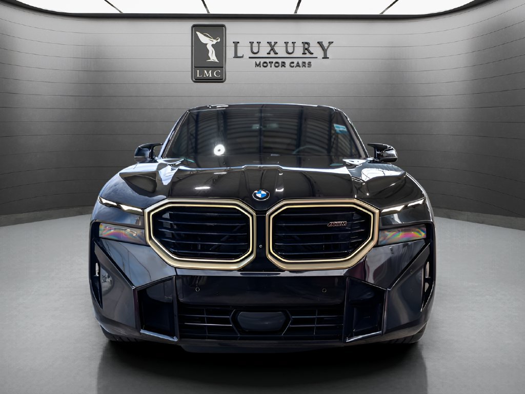 Used 2024 BMW XM AWD/4WD image 3
