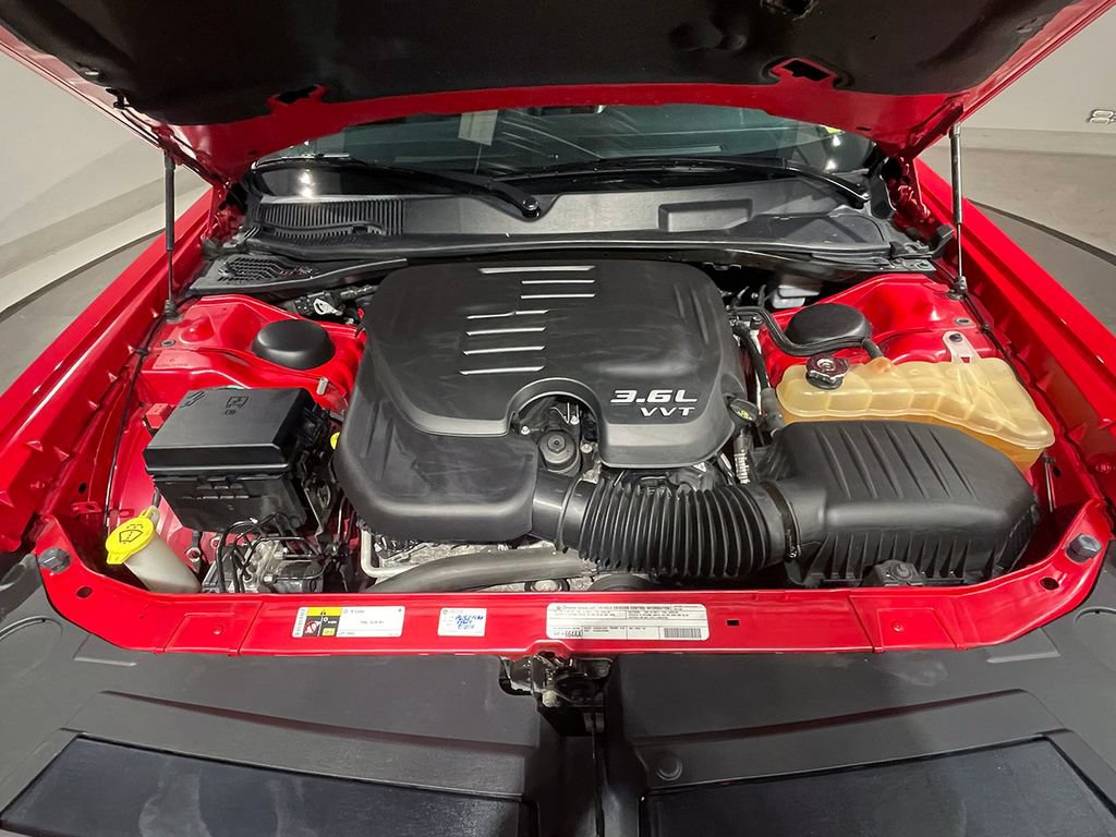 Used 2012 Dodge Challenger SXT Plus RWD image 34