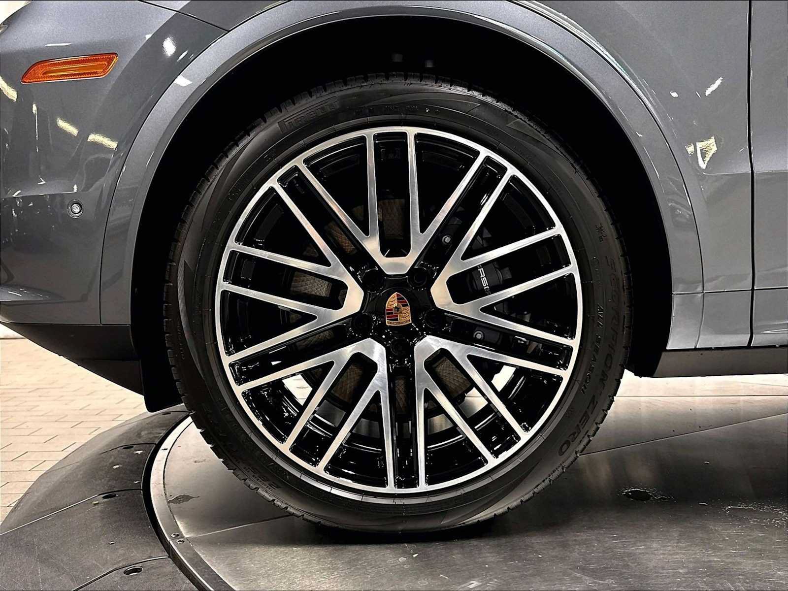 New 2026 Porsche Cayenne AWD/4WD image 11