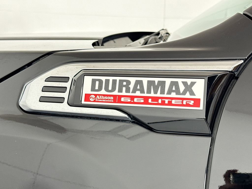 Used 2025 GMC Sierra 3500 Denali w/ Denali Reserve Package image 10