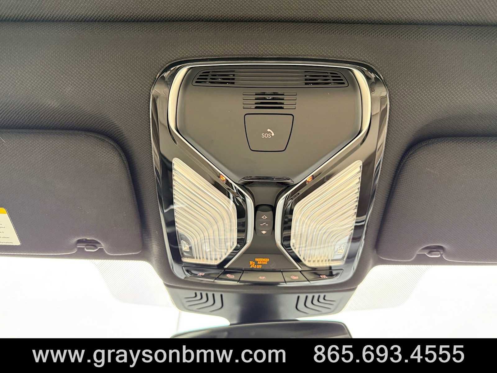 Used 2020 BMW 750i xDrive w/ Executive Package image 27