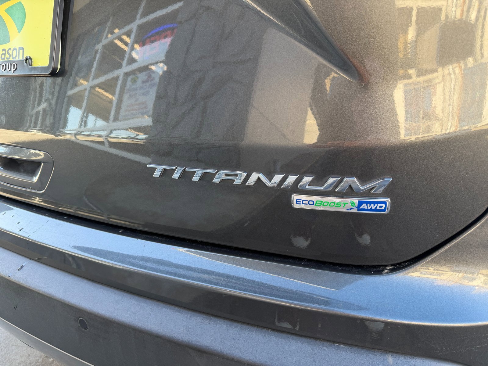 Used 2019 Ford Edge Titanium w/ Equipment Group 301A image 5