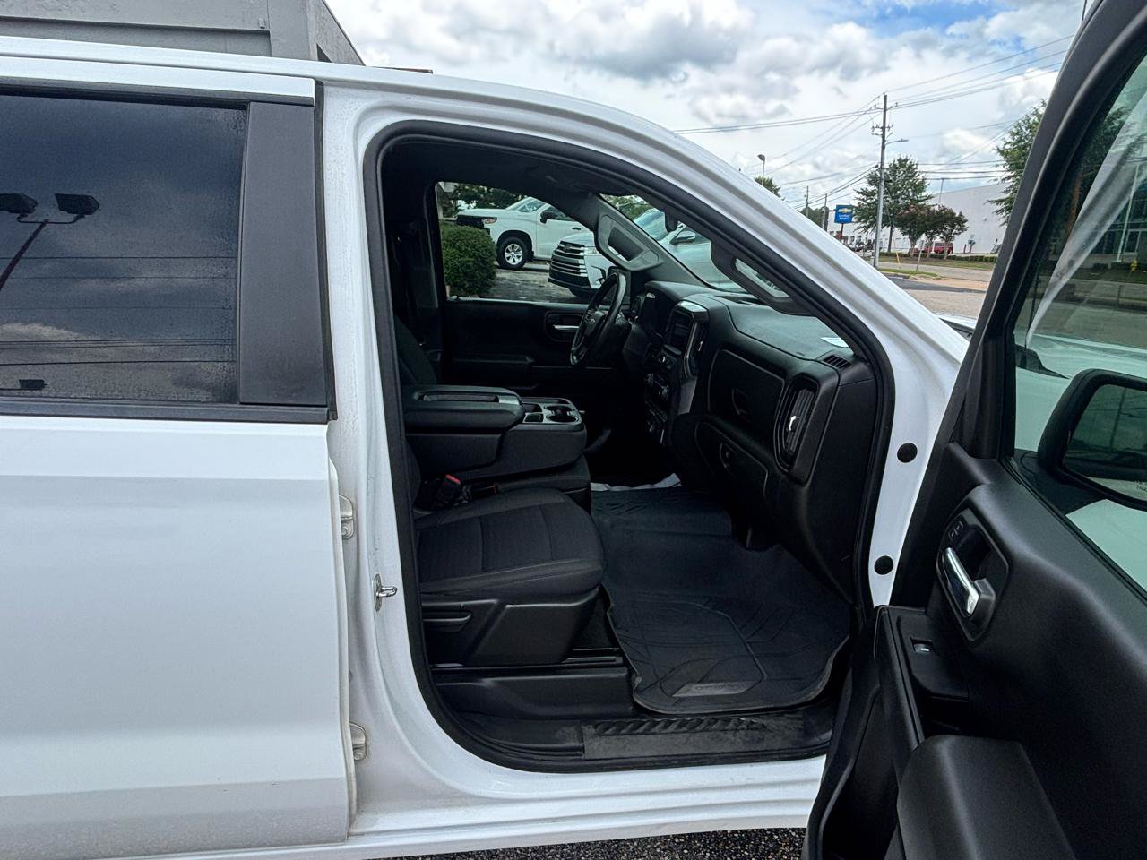 Used 2022 Chevrolet Silverado 1500 Custom RWD image 36