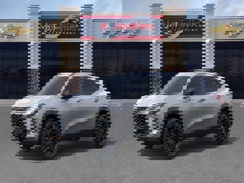 New 2026 Chevrolet Trax ACTIV w/ Sunroof Package image 2